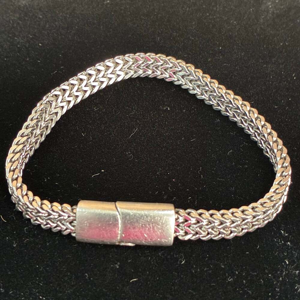 Silver Tone Woven Franco Chain Bracelet Flat Barrel Clasp Unisex Mens 7.25 Inch